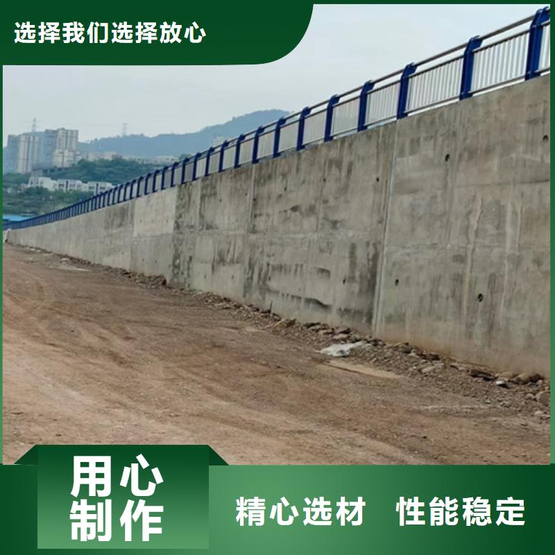 道路护栏山东复合管护栏厂家专注细节更放心【当地】生产厂家