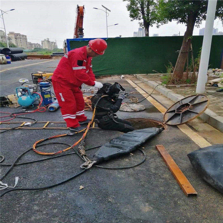 长兴县潜水队-承接各种水下施工