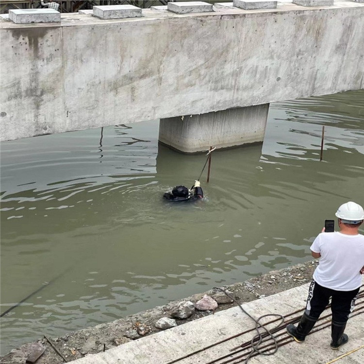 黄山市打捞队本地承接各种水下作业