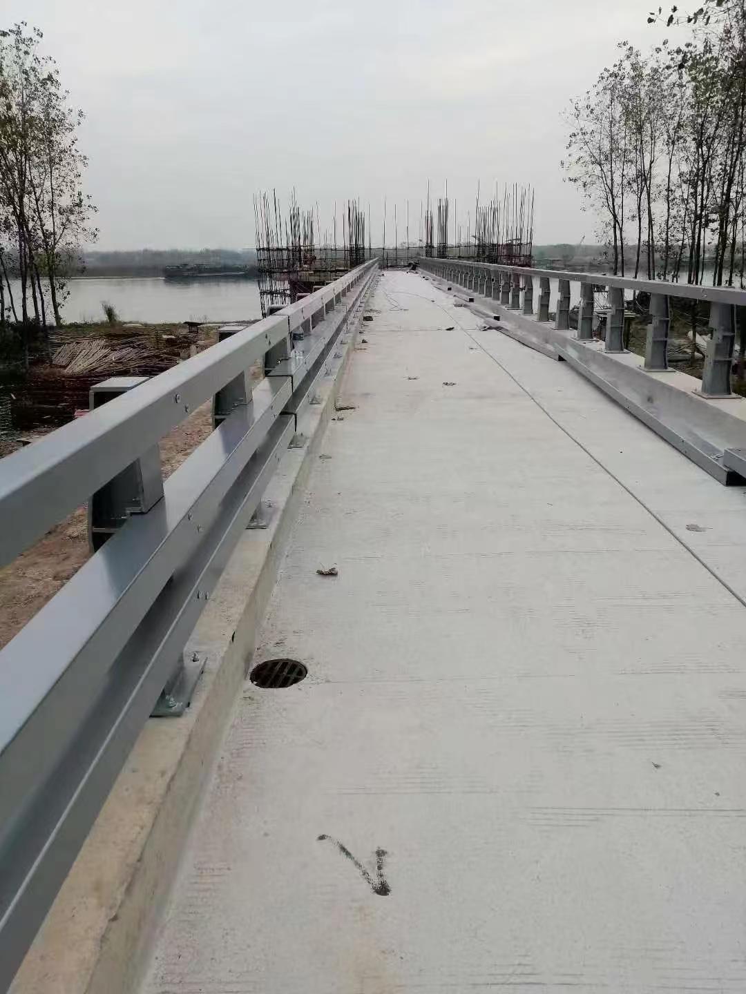 口碑好的公路防撞栏杆生产厂家