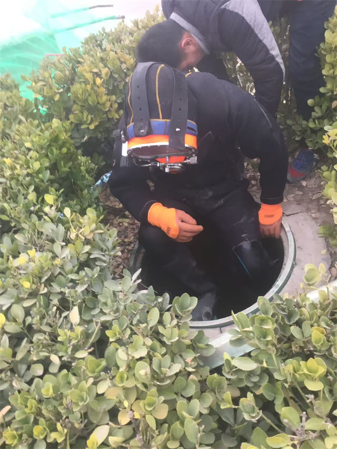 水下施工队伍 【水下作业公司】方便快捷速邦潜水员施工服务队