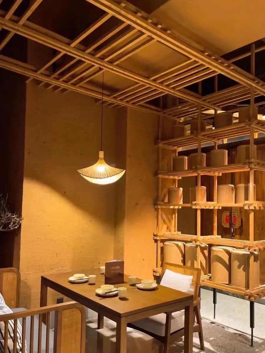 仿泥巴墙稻草漆源头工厂，批发价，可施工