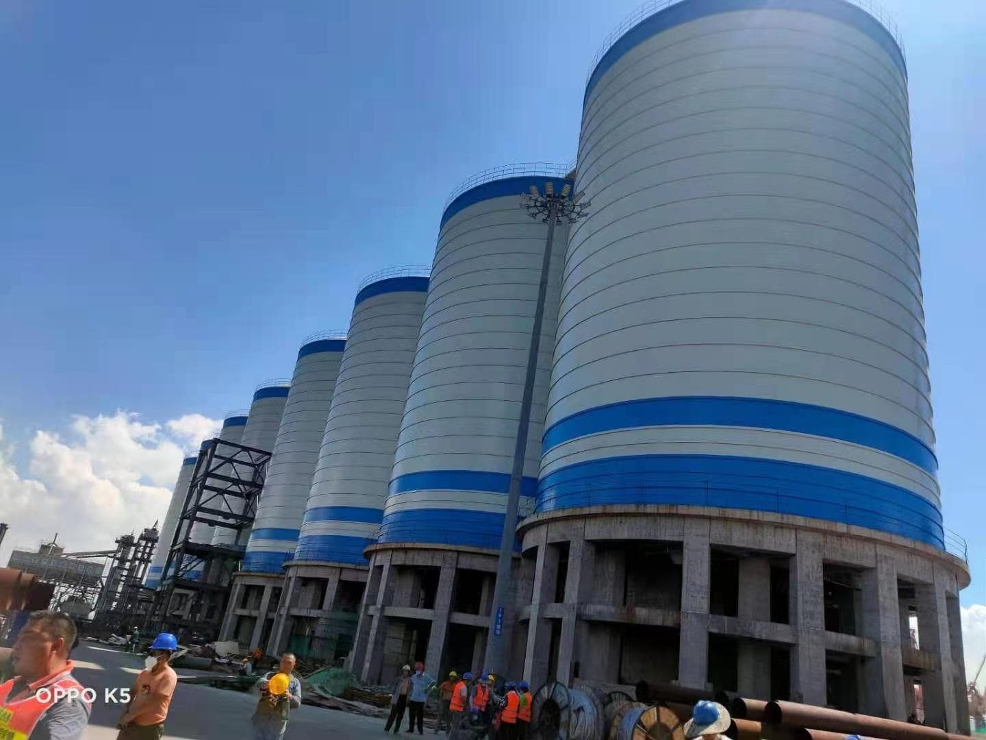 选2万吨粉煤灰钢板库认准正阳钢板仓建设工程有限公司