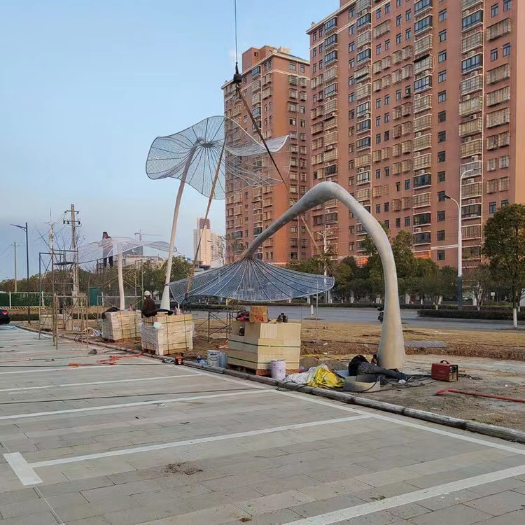 不锈钢景观小品雕塑值得信赖